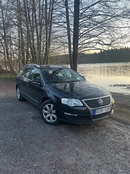 Volkswagen Passat 3 of 5