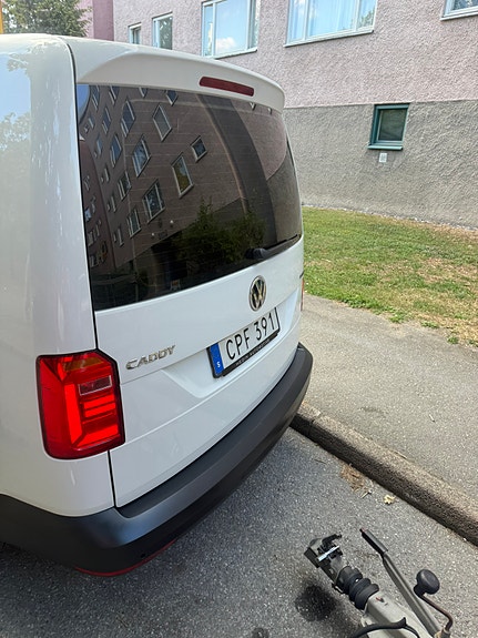 Volkswagen Caddy Maxi 6 of 13
