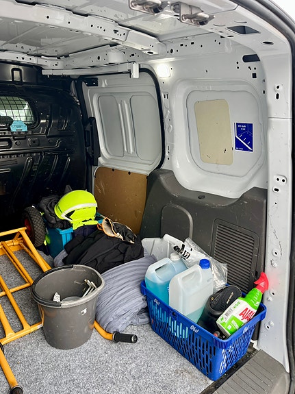 Ford Transit Connect 8 of 14