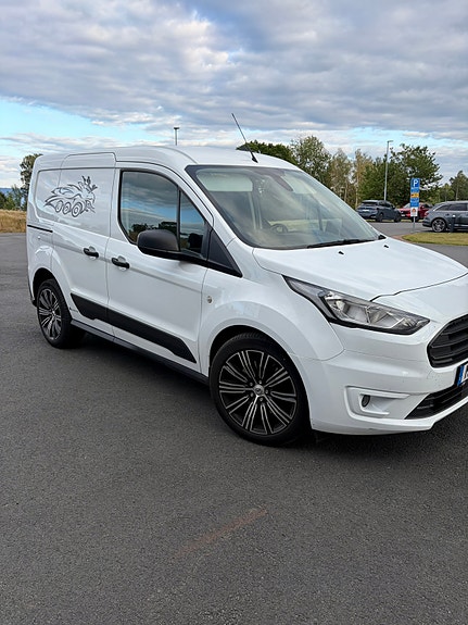 Ford Transit Connect 2 of 14