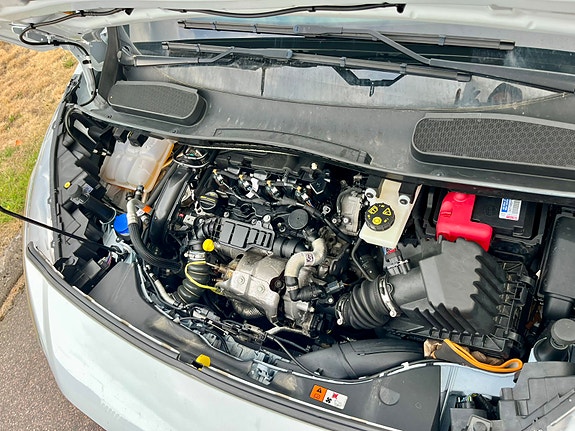 Ford Transit Connect 5 of 14