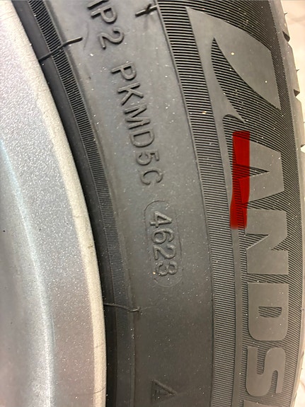 Product image 2 of 9