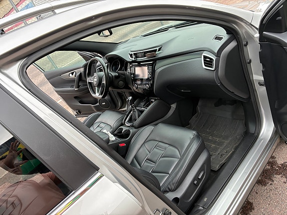 Nissan Qashqai 2 of 12