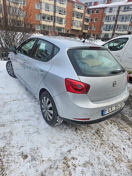 Seat Ibiza 4 of 5