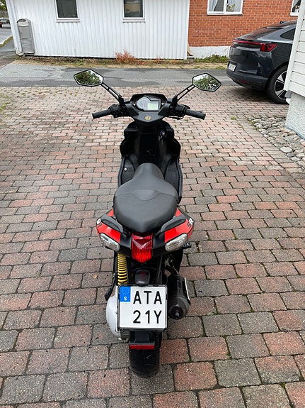 Aprilia SR 50 3 of 6