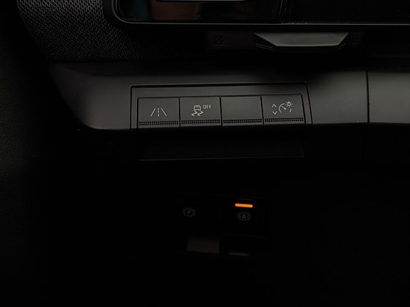 Renault Megane E-Tech 14 of 30