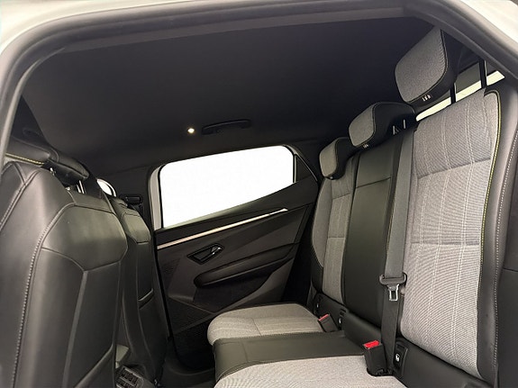 Renault Megane E-Tech 24 of 30
