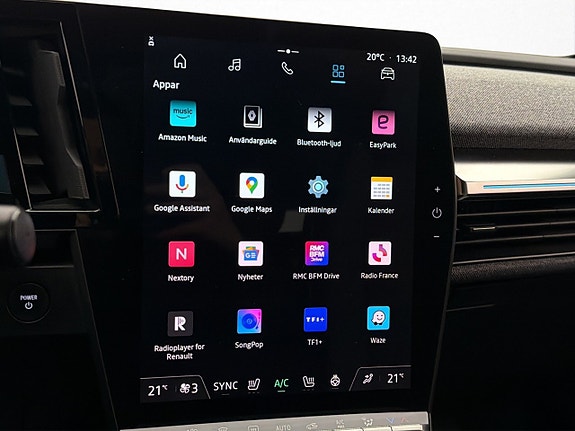 Renault Megane E-Tech 21 of 30
