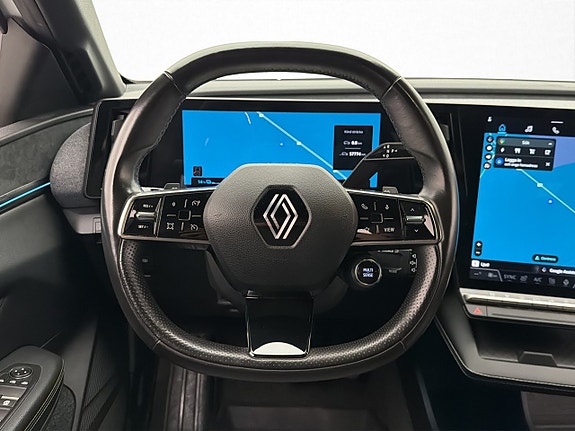Renault Megane E-Tech 13 of 30