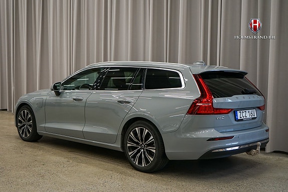 Volvo V60 3 of 17