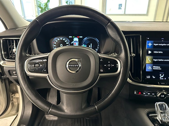 Volvo V60 14 of 21