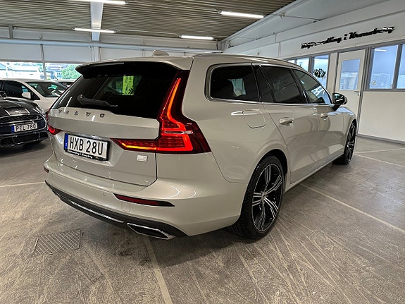 Volvo V60 3 of 21