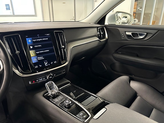 Volvo V60 15 of 21