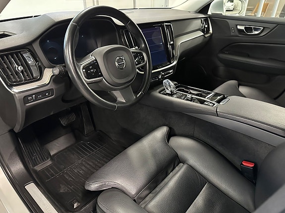 Volvo V60 10 of 21