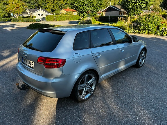 Audi A3 3 of 8