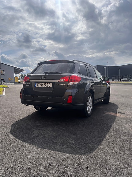 Subaru Outback 7 of 7