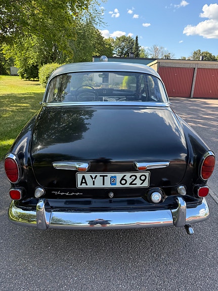 Volvo Amazon 2 of 12