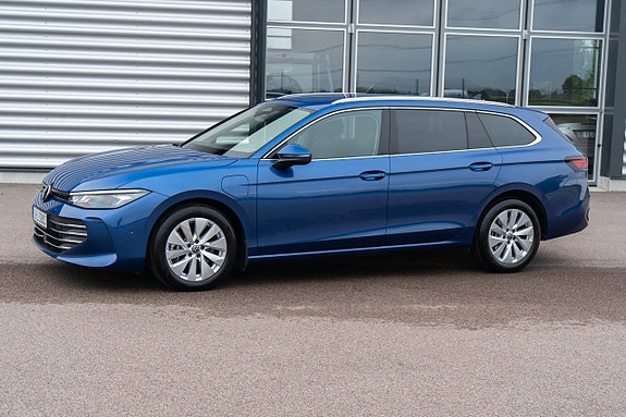 Volkswagen Passat 19 of 20