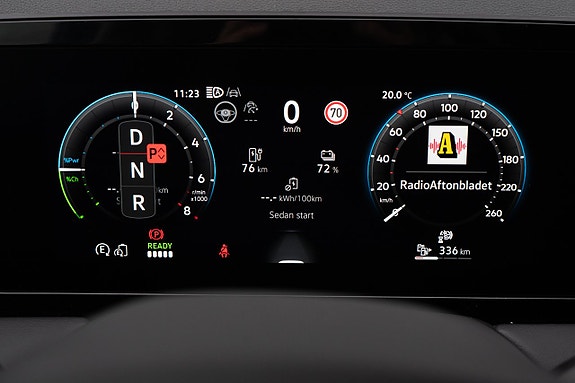 Volkswagen Passat 17 of 20