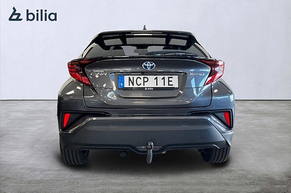 Toyota C-HR 5 of 22