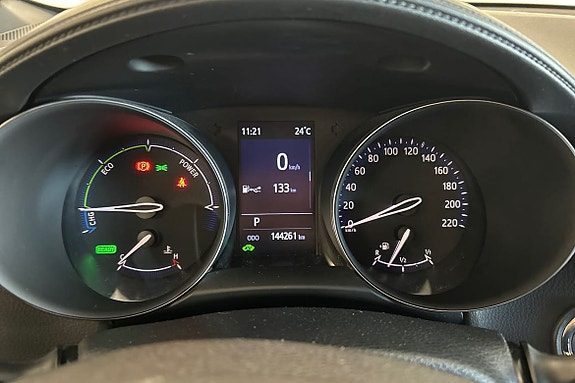 Toyota C-HR 16 of 22