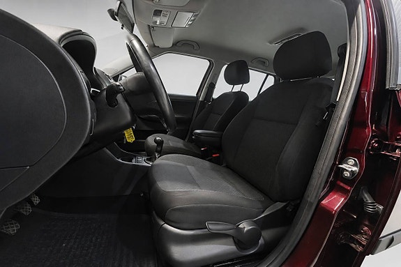 Skoda Fabia 10 of 27