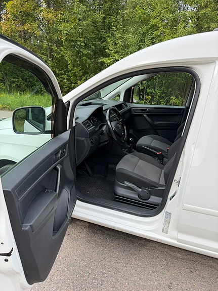 Volkswagen Caddy 5 of 8