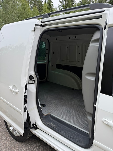 Volkswagen Caddy 7 of 8