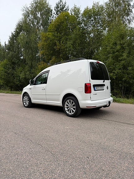 Volkswagen Caddy 2 of 8