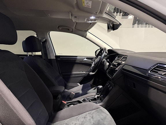 Volkswagen Tiguan Allspace 16 of 30