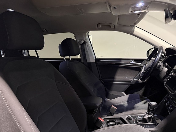 Volkswagen Tiguan Allspace 17 of 30