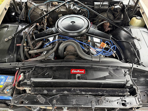 Cadillac Calais 26 of 28