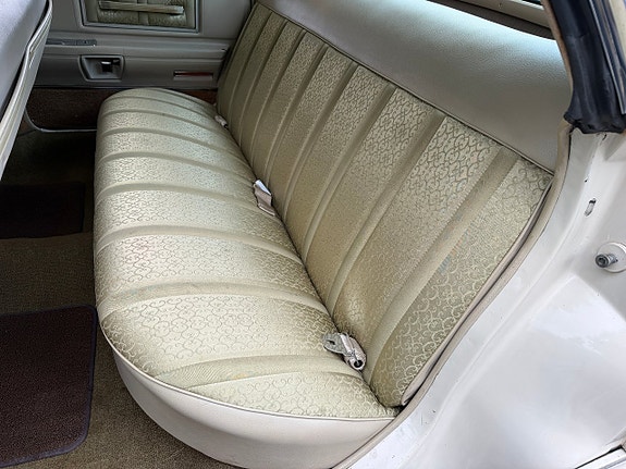 Cadillac Calais 19 of 28