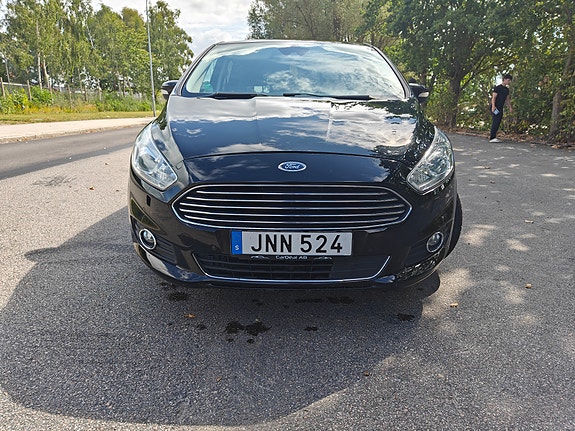 Ford S-MAX 9 of 10