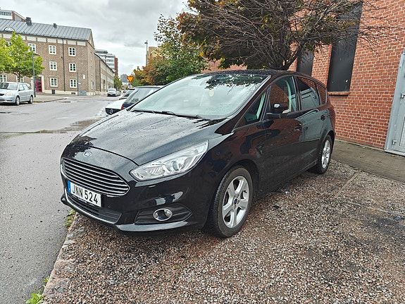 Ford S-MAX 3 of 10