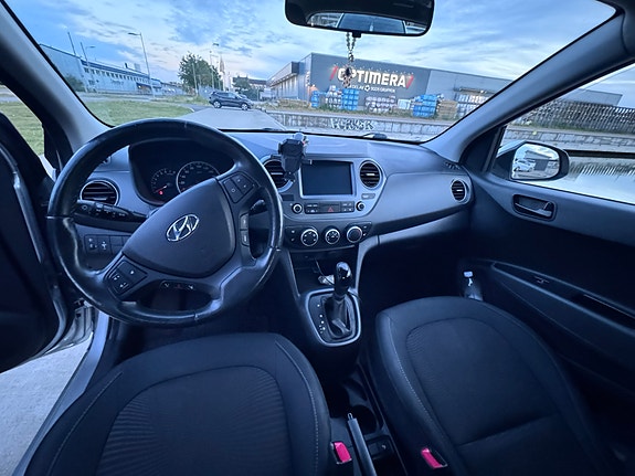 Hyundai i10 8 of 8
