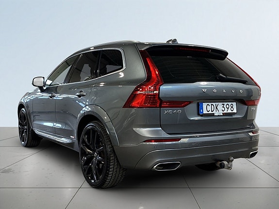 Volvo XC60 4 of 19