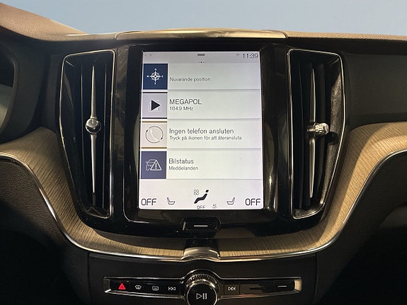 Volvo XC60 10 of 19