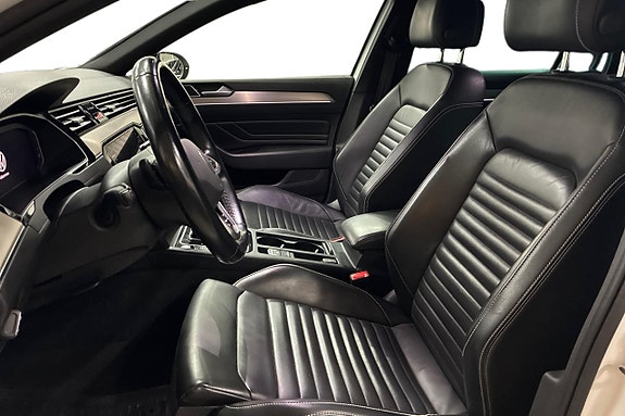 Volkswagen Passat 12 of 29
