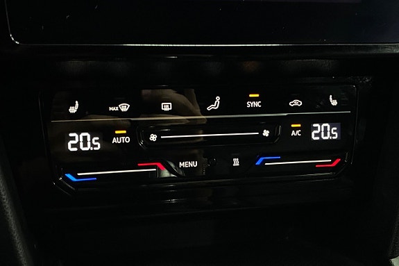 Volkswagen Passat 24 of 29