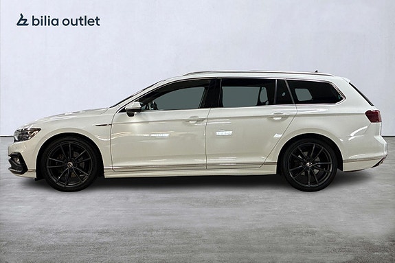 Volkswagen Passat 9 of 29