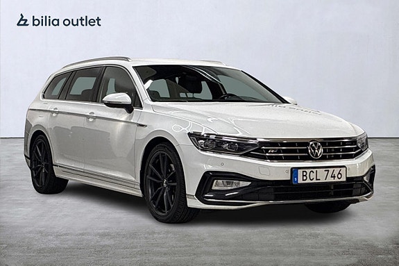 Volkswagen Passat 4 of 29
