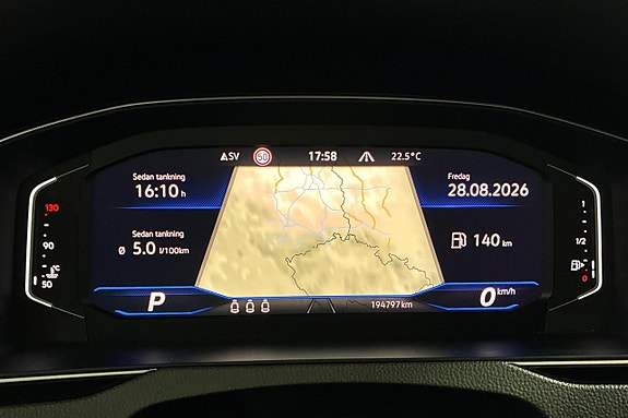 Volkswagen Passat 16 of 29