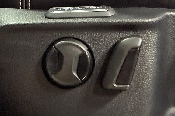 Volkswagen Passat 25 of 29