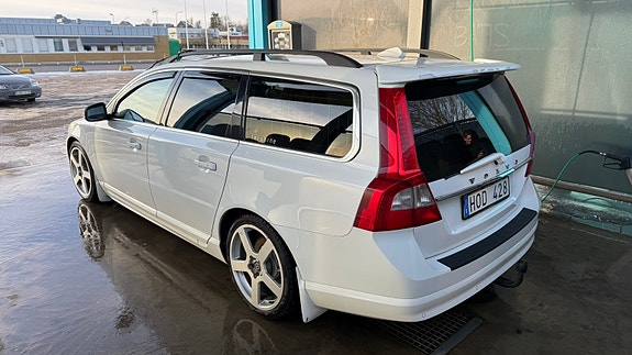 Volvo V70 9 of 10