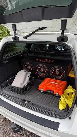 Volvo V70 6 of 10