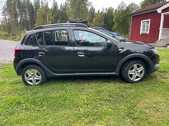 Dacia Sandero Stepway 3 of 11