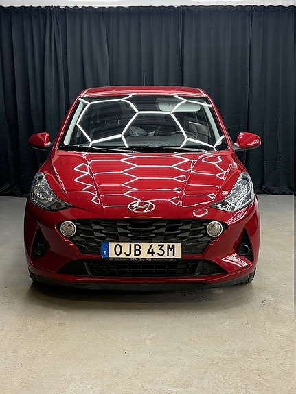 Hyundai i10 10 of 13