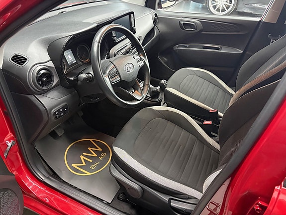 Hyundai i10 5 of 13