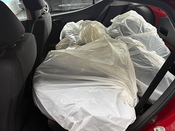 Hyundai i10 7 of 13